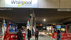 Whirlpool: General strike and regional manifestations against plant closure in Naples